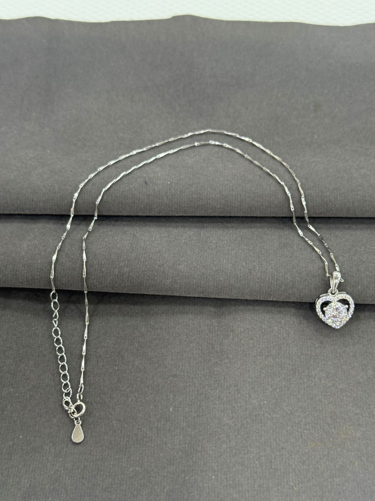 92.5 Silver  Solitaire Heart Minimalist Chain
